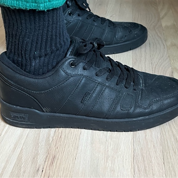 Levi’s Mens Sneakers size 10 US - Picture 2 of 5